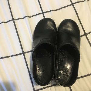 super cute dansko nursing clogs
